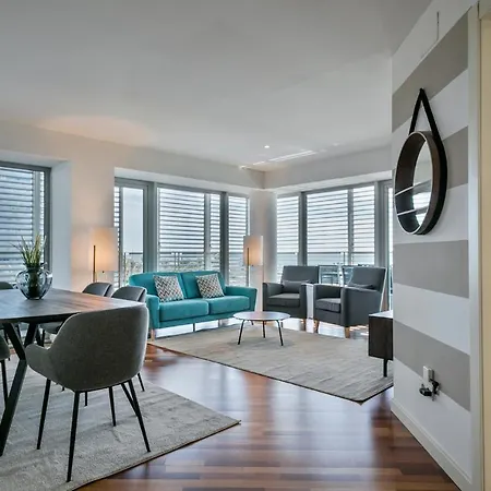 Alcam Llum Deluxe Apartment Barcelona Exterior photo