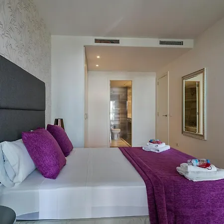Alcam Llum Deluxe Apartment Barcelona Exterior photo